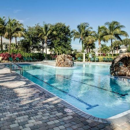 Vacation In Paradise Lely Resort Εξωτερικό φωτογραφία